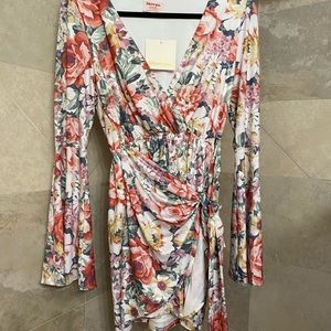 NWT Showpo floral dress